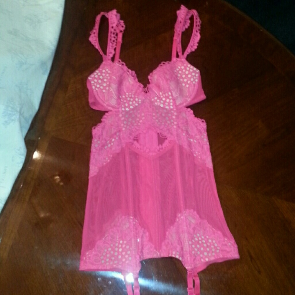 Victoria's Secret, NWT, 34B, Pink Lace Bustier